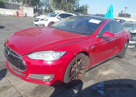 2014 Tesla Model S P85 из США, поврежденный, VIN 5YJSA1H18EFP32586